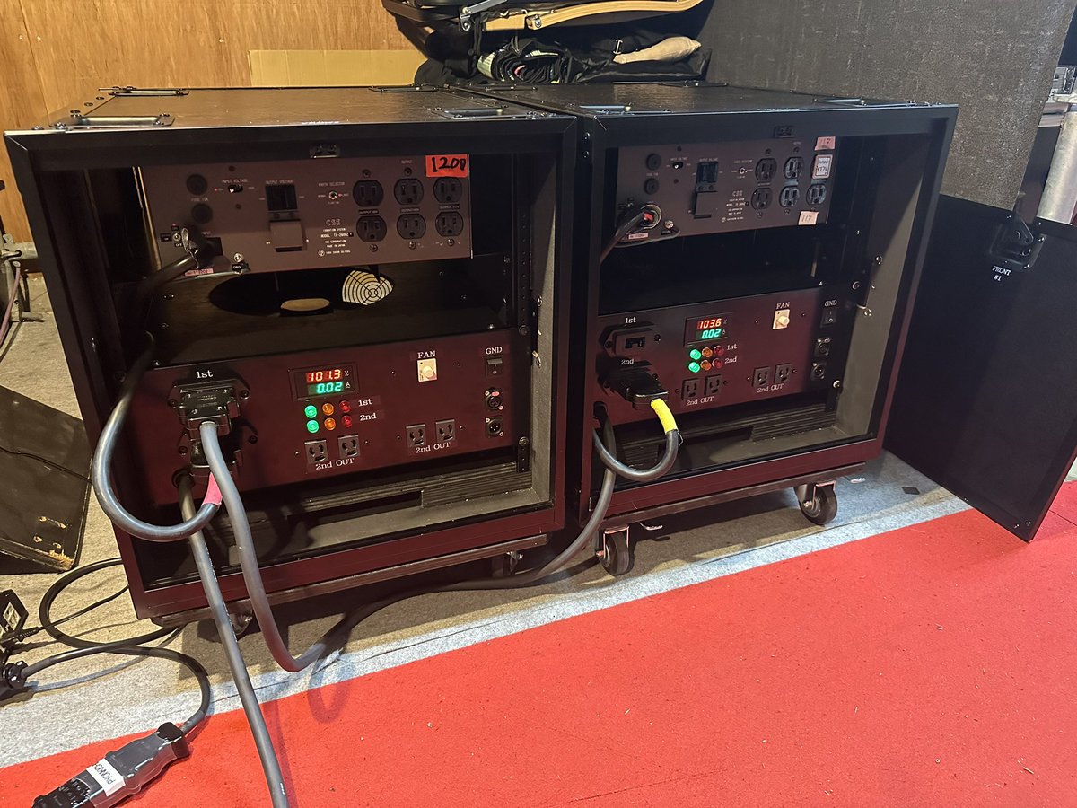 system_of_unity's tweet image. 今まで色々手間と時間ばかりかかる電源周りを作り直してひとまとめにしました😅
ほぼ完成です‼️