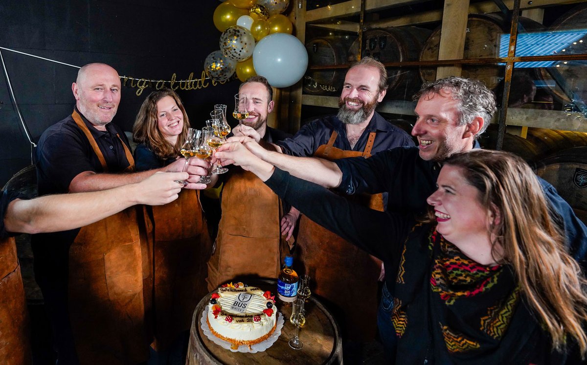 Yes! Onze tweede investeringsronde is van start! Word jij mede-eigenaar van Bus Whisky? Meer dan 70% is al gefund! 🥃

Nieuwsgierig geworden en wil jij mede eigenaar worden van de duurzaamste whisky ter wereld? Klik hier voor meer informatie en doe mee: platform.broccoli.eu/nl/all-campaig…