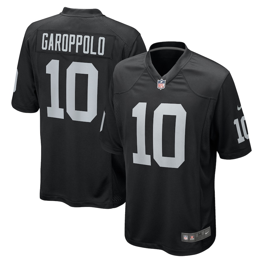 echavez000's tweet photo. When are the roaster going to get @BoxerLawHillary a Jimmy g jersey? @BontaHill @ButcherBoy415 @Rockin_NewEra84 https://t.co/qxUS1qDArT