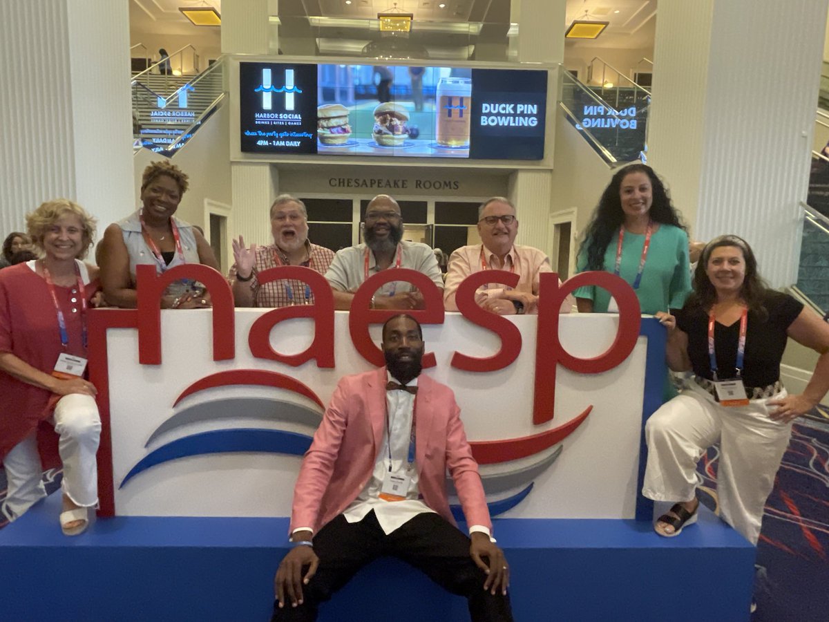 VAESP Board showing up, learning and growing together! #VAESP #NAESP2023 ⁦@NAESP⁩ ⁦@NAESP_Zone_3⁩ ⁦@AndrewBuchheit⁩ ⁦@VictorLeonPowe1⁩ ⁦@tweetnprincipal⁩ ⁦@GinnyGills⁩ ⁦@CcpWilson⁩