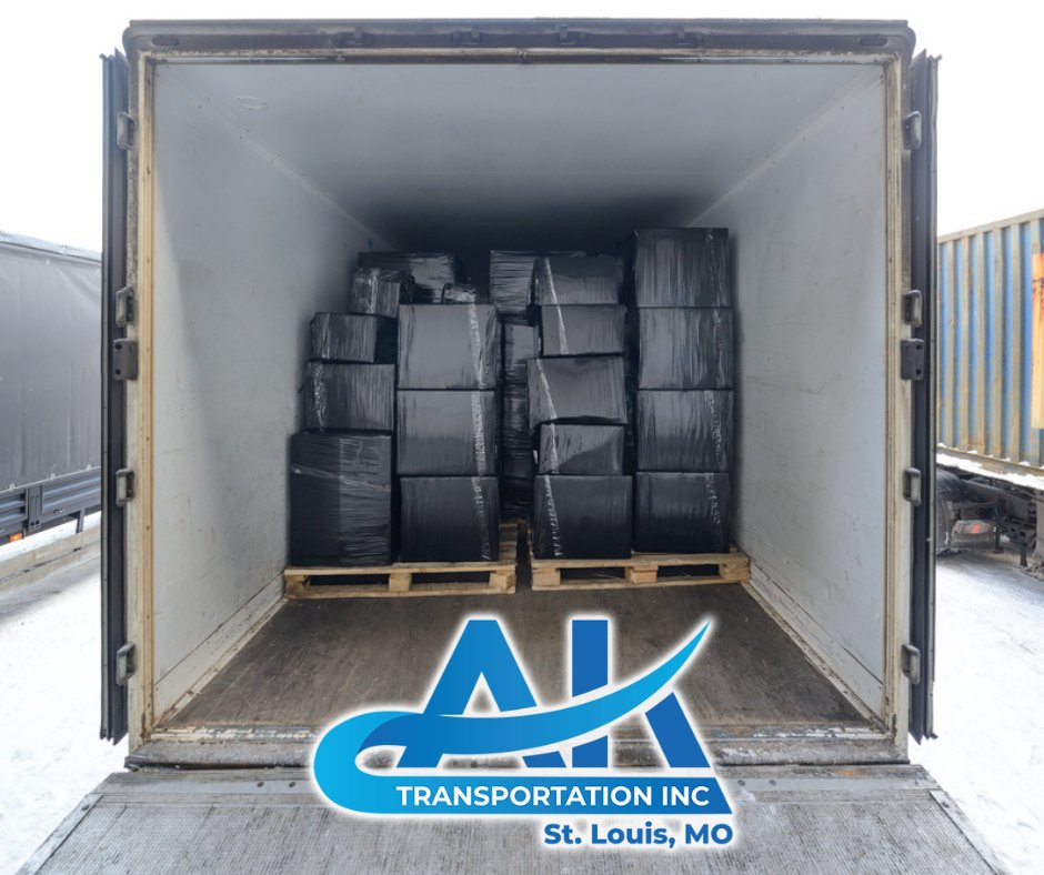 AKTransInc's tweet photo. Clutter claustrophobia? Say goodbye to storage woes with our daily and monthly rental trailers. Get a FREE QUOTE at https://t.co/KUB99sB8jS! 📦 #SpaceSaver https://t.co/elpb3dvPgz