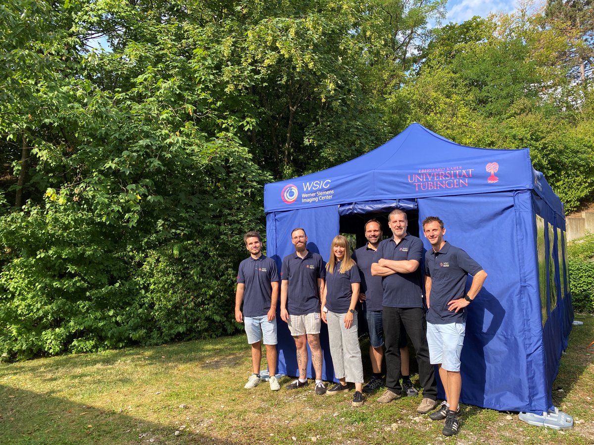 Our annual barbeque is one of many great traditions at the WSIC, gathering colleagues, families, and delicious homemade dishes. The tent is set up, BBQ is ready, let’s go!