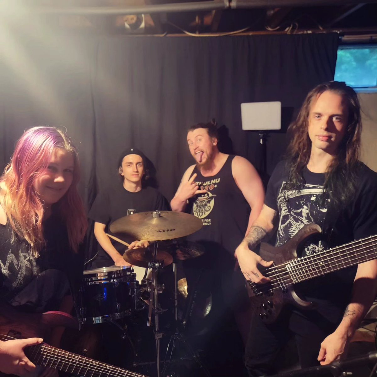 Huge thank you to the man, the myth, the legend Charlie Holden for filling in for our brother EJ Gellar on the drums this Sunday in Brooklyn NY at the Bushwick House for PRDGMS Album release show 🤘

Details and tickets available at the link in our bio 💚