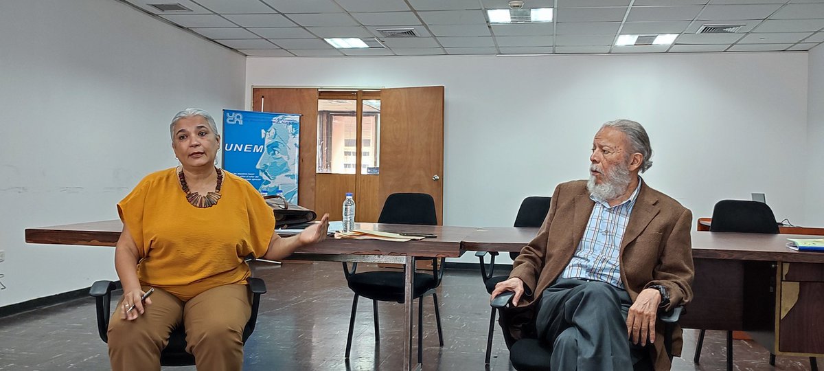 #AlMomento 📢|| La rectora de la #UNEM, la Dra. Belkis Bigott hace referencia sobre el cierre de la Expoferia de Oportunidades 2023, espacio donde se le brinda a los estudiantes las ofertas que ofrece nuestra casa de estudio.

#CompromisoYTrabajo
<a href="/NicolasMaduro/">Nicolás Maduro</a> 
<a href="/_LaAvanzadora/">Yelitze Santaella</a>