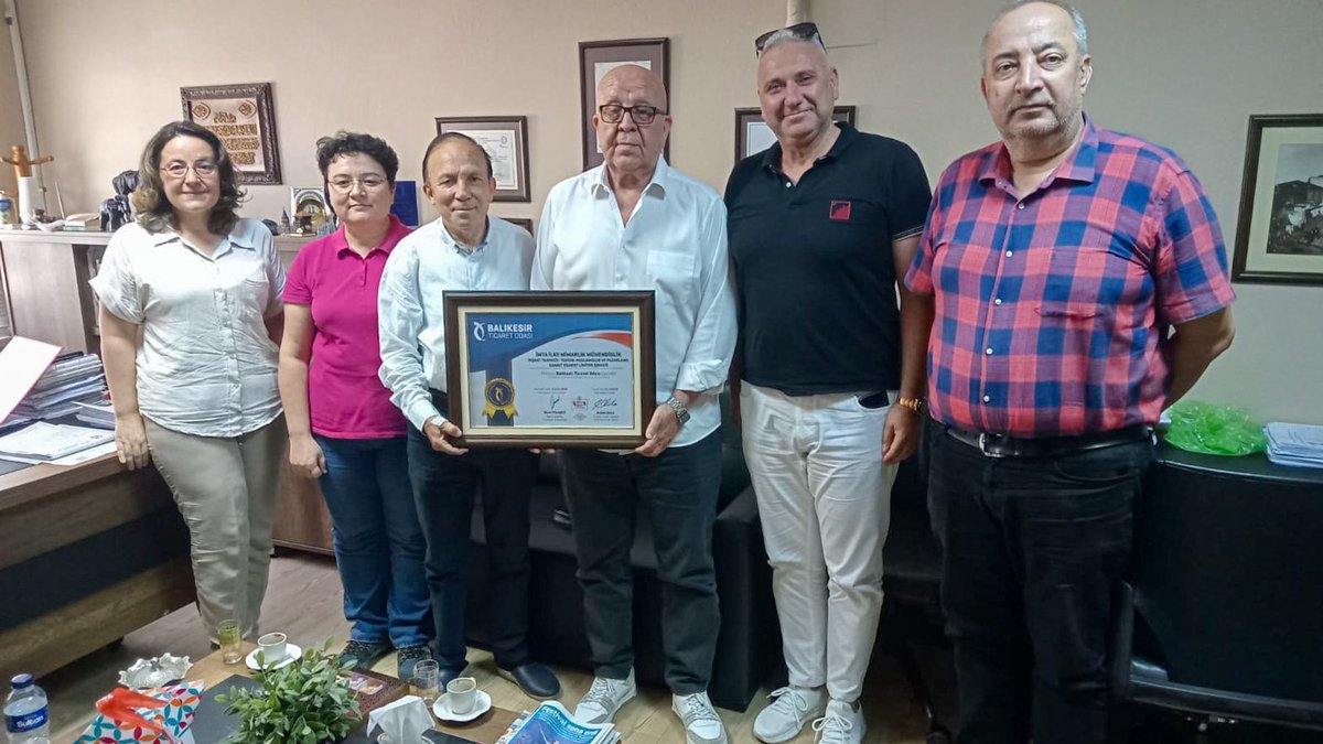 batokurumsal's tweet photo. 17. Meslek komitesi Meclis Üyemiz Çiğdem Eşim başkanlığında üye ziyaretlerini gerçekleştirdi. Ziyaretlere Meclis Üyemiz Yalçın Kural ve Komite Üyelerimiz Suat Baskın ve Atilla Gezer katılım sağladı. https://t.co/Y6ORnnN9iL