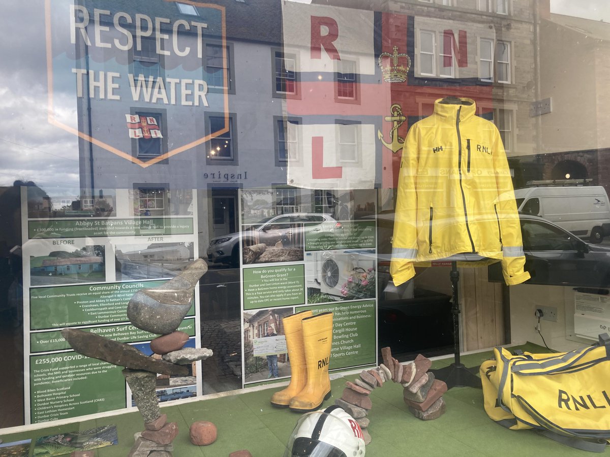 CWL provides £1,500 for RNLI Lifeboat Fete costs!

We are proud to support the RNLI with this funding, and we hope everyone attending the fete has an incredible day.

#RNLI #lifeboat #dunbar #scotland #greenenergy #renewableenergy #communitybenefits #grants #charity #onshorewind