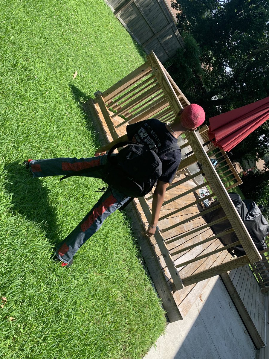 omgsprngxo's tweet image. She wanna kick?! I’m not lou kang bih ! I’m not Bruce lee! #PTTM all plats nowski