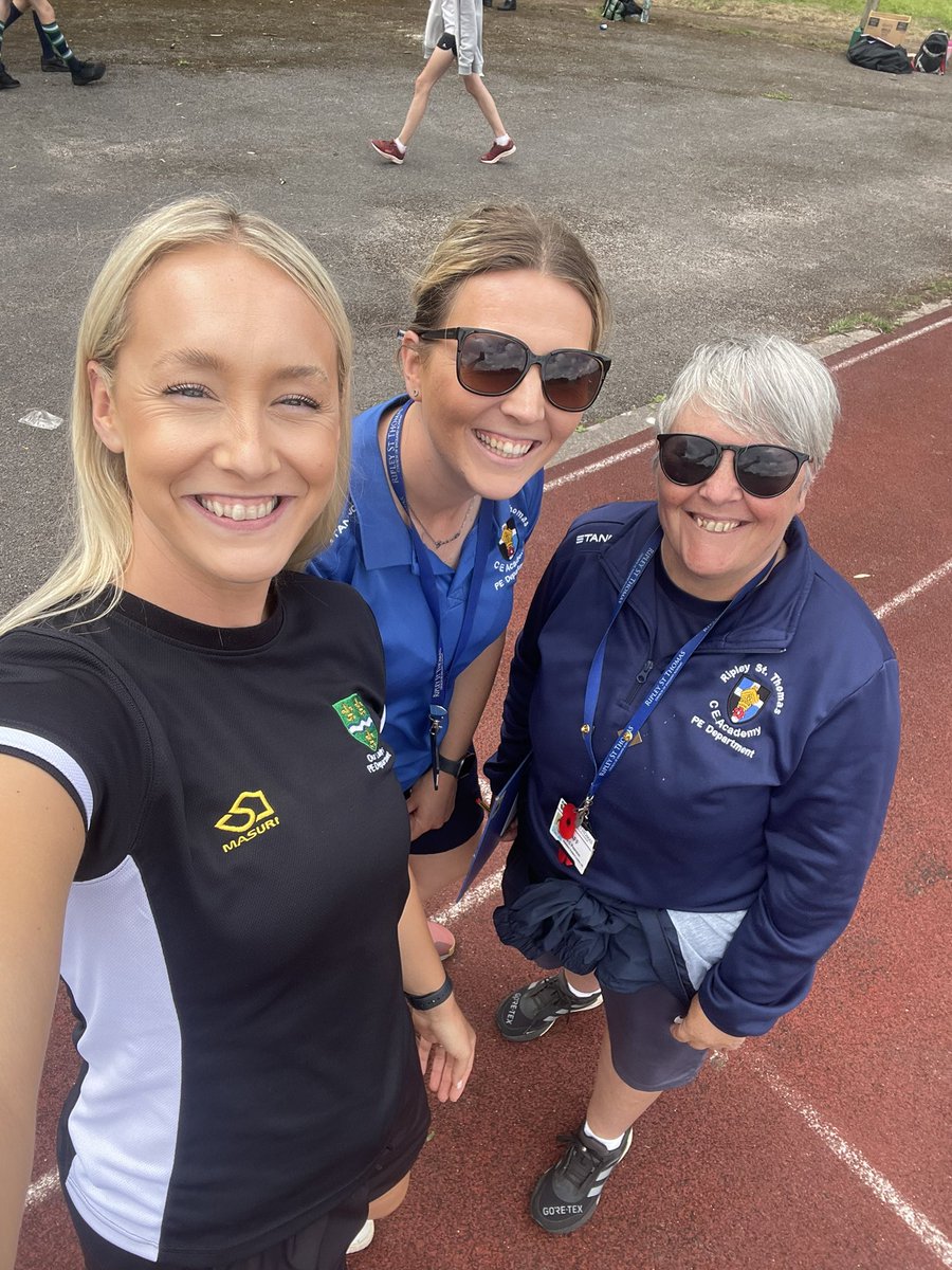 An amazing day at Districts today with all of our fellow schools ✨🏆 

It’s always lovely to watch so many talented athletes and to catch-up with everyone… <a href="/MissEarl05/">Miss Earl PE</a> <a href="/MrsPAlevelPE/">Mrs Pearson</a> 🤍