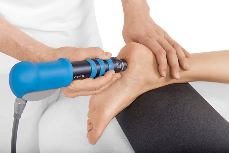 RickySinghMD's tweet photo. @JenSooHooMD 
Listening to "Extracorporeal Shockwave Therapy: Innovative Treatment for Tendon Conditions" at  https://t.co/XEouxW3VaZ https://t.co/ofuzdMd1fK