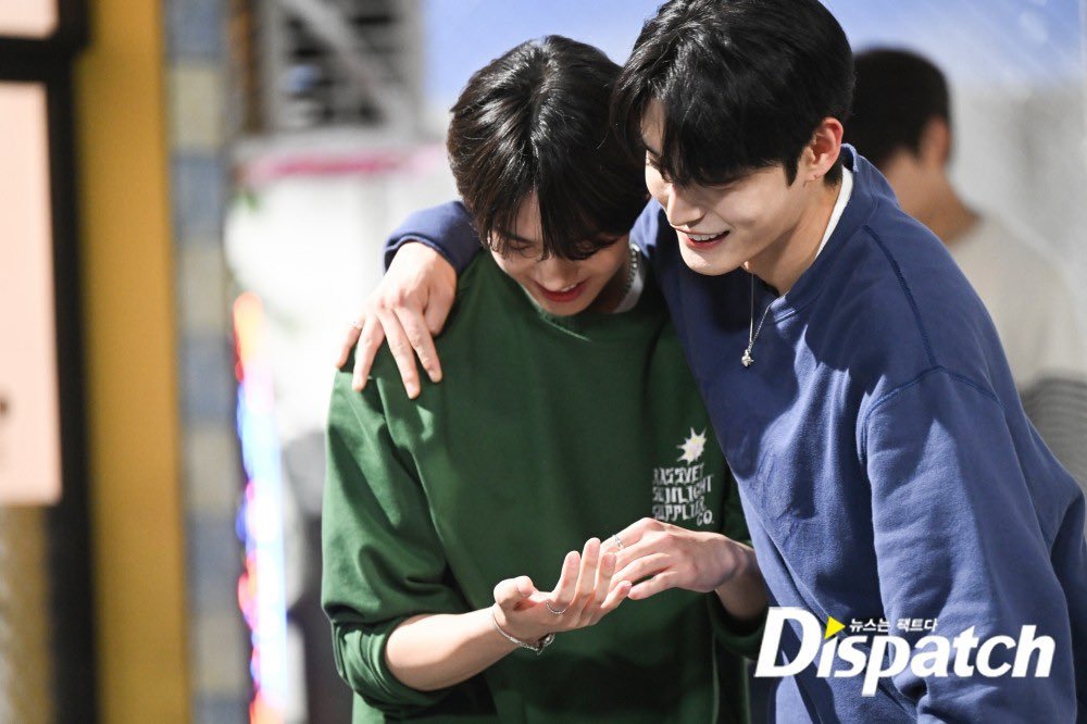 [📸] Imagenes del detrás de cámaras del MV 'In bloom' - Dispatch

"¡Simplemente, guapo!"

#KIMJIWOONG #김지웅 #ZEROBASEONE #ZB1 #제로베이스원 #キムジウン