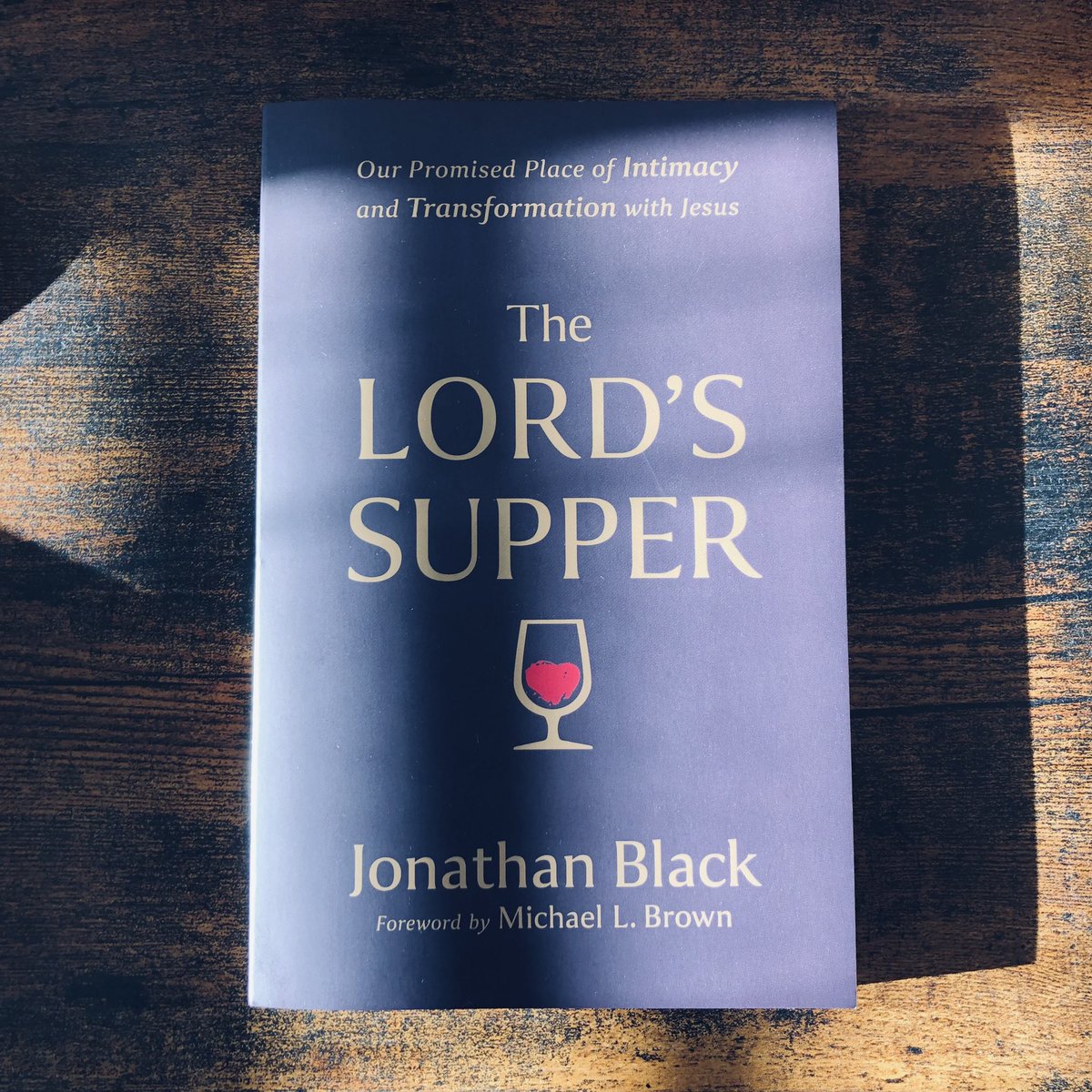 Jonathan_Black_'s tweet photo. Today’s the release day for my #LordsSupperBook! If you’re in America, or if you want a Kindle or audiobook, you can get it now! (If you’re in the UK there’ll be another release day for physical books at the end of August, so I’ll tell you about it then.)
https://t.co/ELvVSB70ZL https://t.co/dK8f94Y312