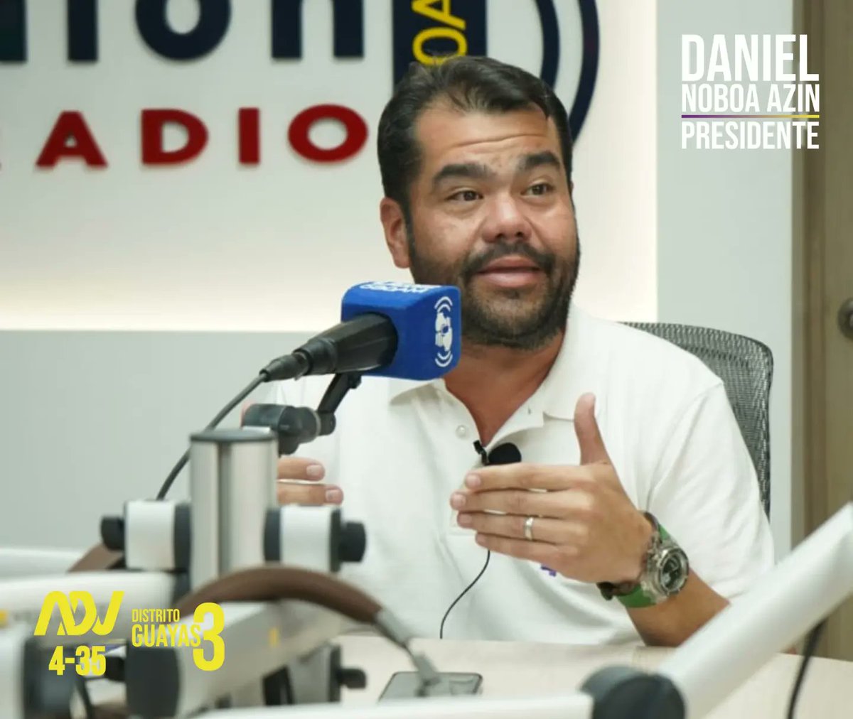 ADNGuayas's tweet photo. 🎙️Hoy seguimos compartiendo el mensaje de @danielnoboaok en #radiounion, con la presencia de nuestro candidato a la asamblea nacional #NayidLara.
💜 Votá 4-35 @Adnecuadorok
#ADN2023 #DanielNoboaPresidente #PorUnNuevoEcuador #Guayaquil #ADNEcuador #ADNGuayas https://t.co/1pWzhI404B