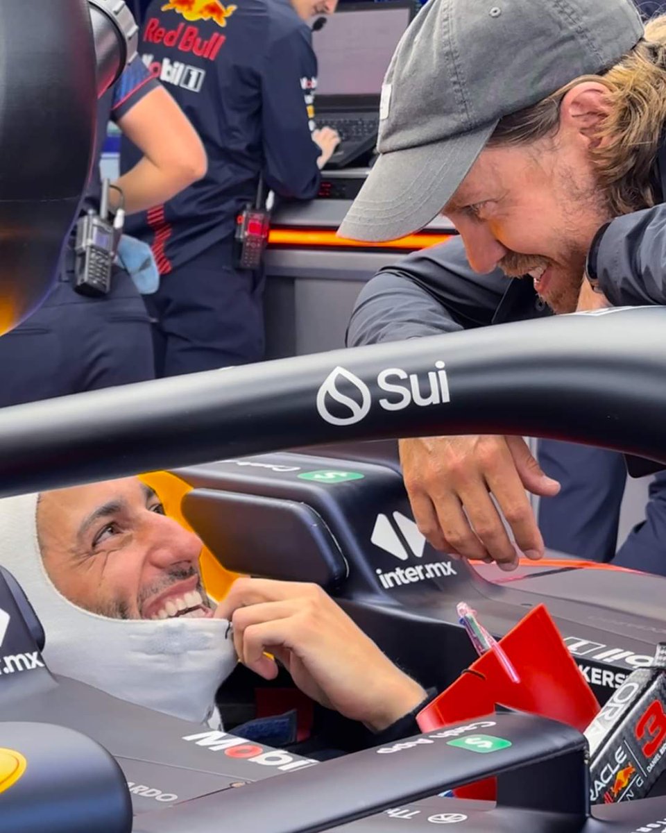 Old timemates #DannyRic and #SebVettel, today at @SilverstoneUK 
@danielricciardo did the @pirellisport test with @redbullracing best time 1:27.415

#F1 #RB18 #RIC3 #Fit4F1