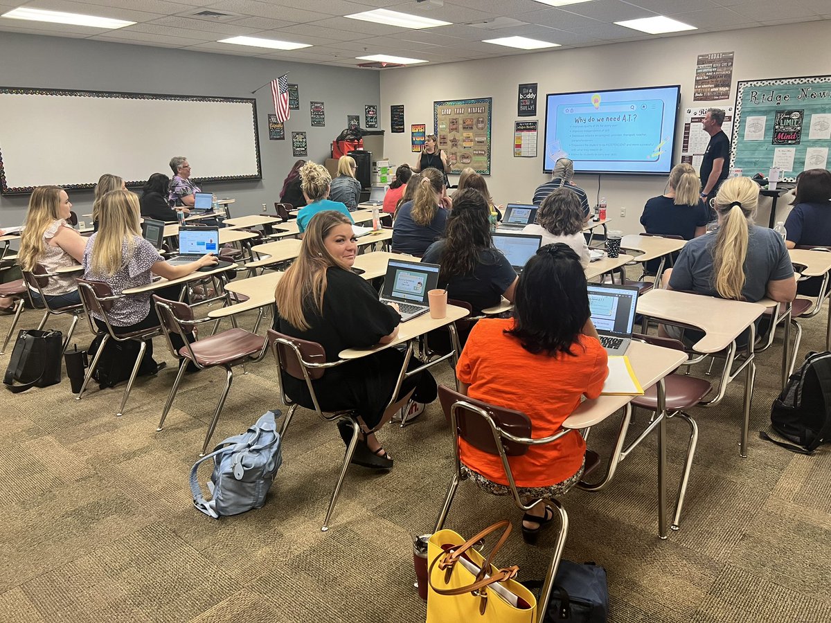 LuckyMcCusker's tweet photo. Breakout sessions continue during the SSS Summer Seminar: vision supports, behavior, PLCs for ELA and assistive technology.  @DrFinchDVUSD @DVUSD @TriciaVGraham https://t.co/eOrpnROwcS