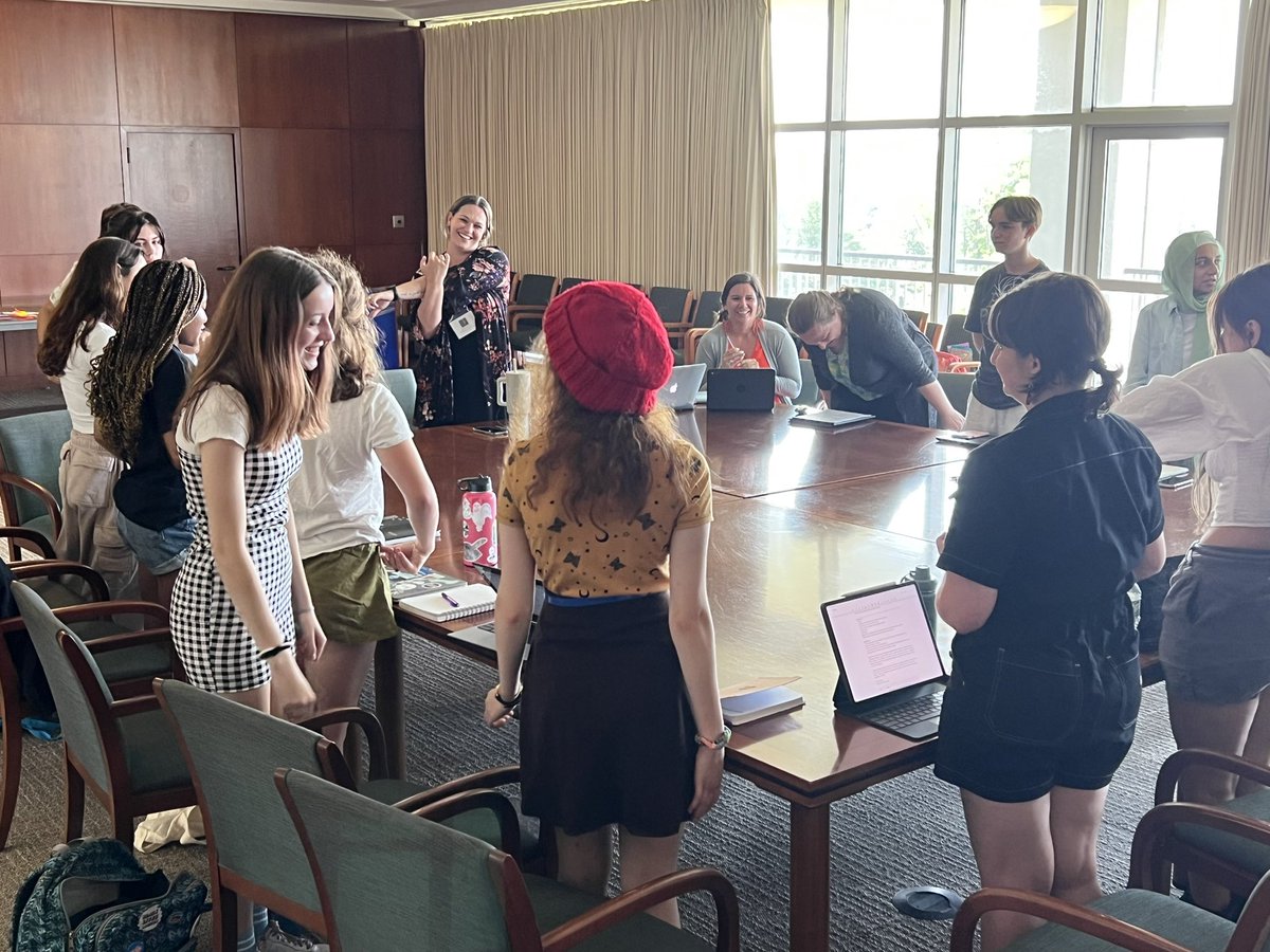 PaulGrondahl's tweet image. Day 2 of “Discovering Your Voice” summer workshop. @ualbany These focused HS writers worked diligently w/sci-fi/fantasy novelist @katesheeranswed Collaboration between @nyswi @CapDistWP @UAlbanyEdu