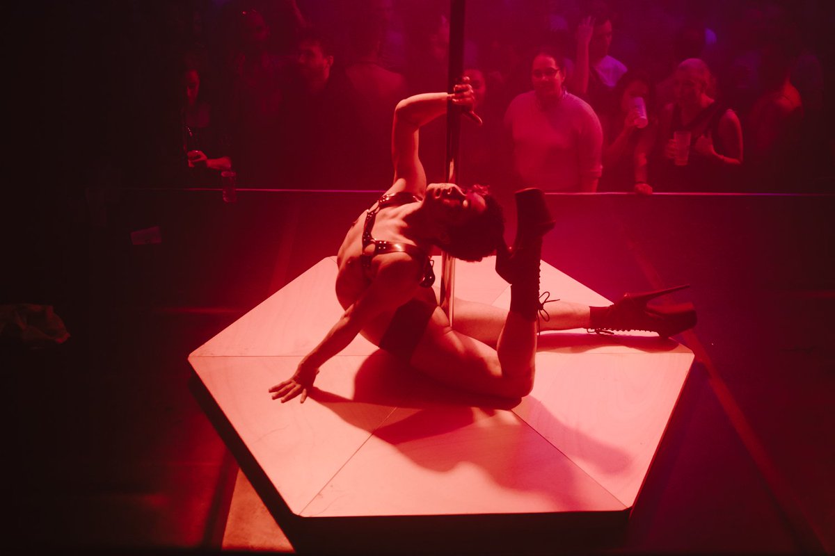 Glitx ~ Follow me on BS tweet media