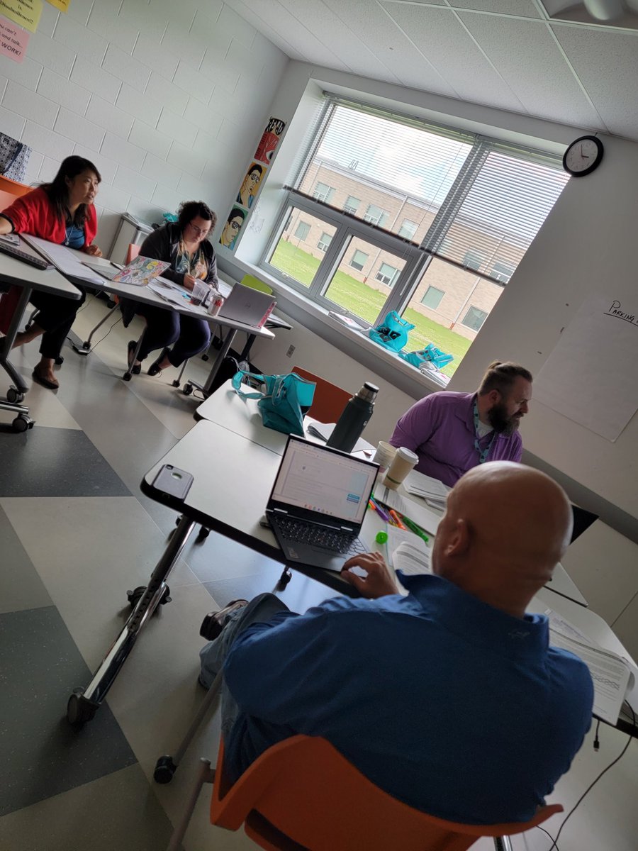 It's @codeorg #ComputerScience PD week in KY, and the rooms are full of Jigsaws, TLOs, & Gots and Needs. Check out @AdvanceKentucky's CSI options available to Ts throughout the school year. @Apple #SwiftCoding #3Dprinting @CSforALL #SCRIPT @MoniqueMRice @DrJacksonCS @kstc_ky