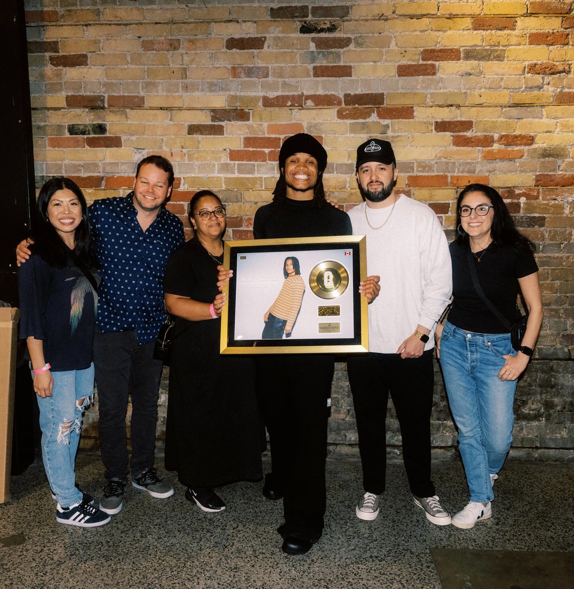 Congratulations to @qmarsden for his first Gold certification in Canada for “Take Me Where Your Heart Is” presented by @Sony_Music for his Toronto show that took place on May 28th. 💿🍁