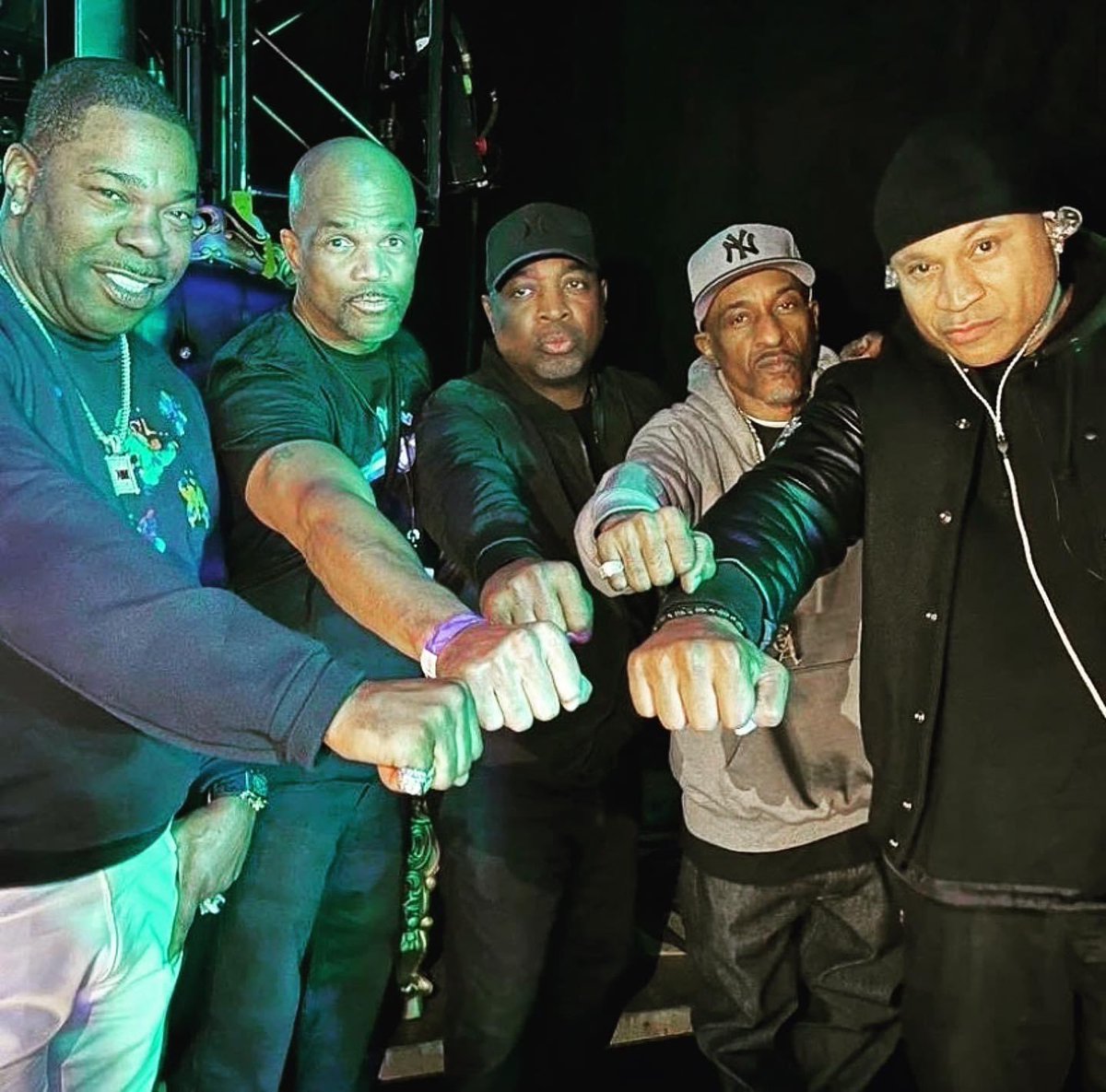 polo_man404's tweet photo. Rap battle bar for bar who you got? https://t.co/HNTmgFV5kc