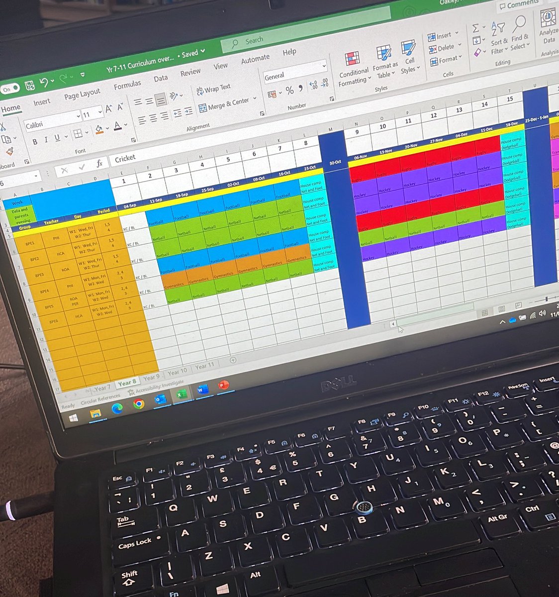 Bec Oakley tweet media