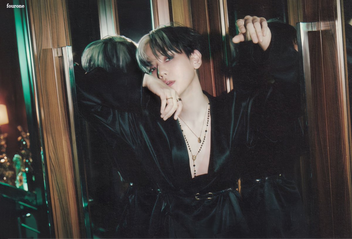 fouronee_'s tweet photo. 백현 스캔 BAEKHYUN SCAN

EXIST Photobook E.ver

#백현 #baekhyun #边伯贤 #엑소 https://t.co/fKg4QH4D3s