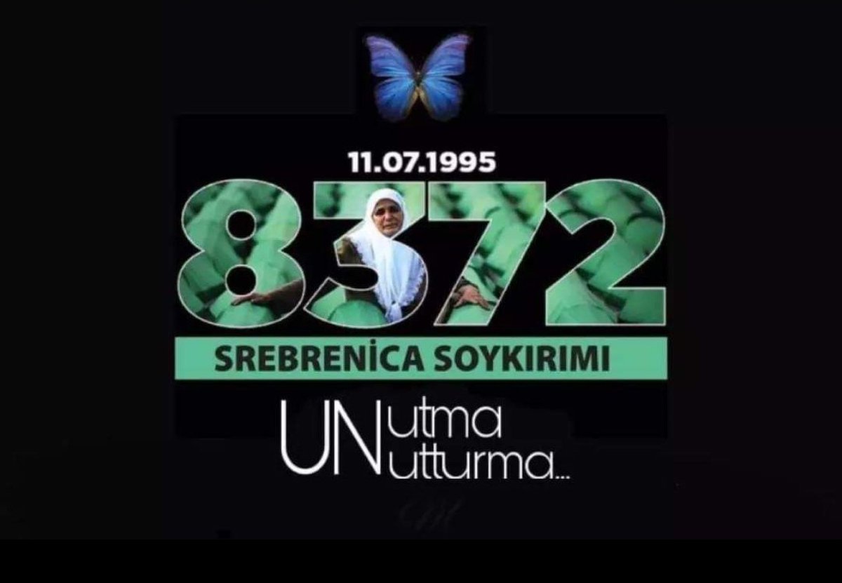 mavi_bir_huydur's tweet photo. Sokaklar kimsesiz acımasız
Sınırlar çizilmiş halklara
Kimisi yurtsuz dilsiz
Ötekileştirilmiş...
Annemin yüreğinde
İnce hasret kokusu
Avucunda sımsıkı sakladığı gözyaşı
Benimse kaybettiğim umutlarım...
#Eunlu
#MAVİLİM💙
#SrebrenicaGenocide
Cellatlar için hiç bir şeyin önemi yok... https://t.co/TLMDV7V9XU