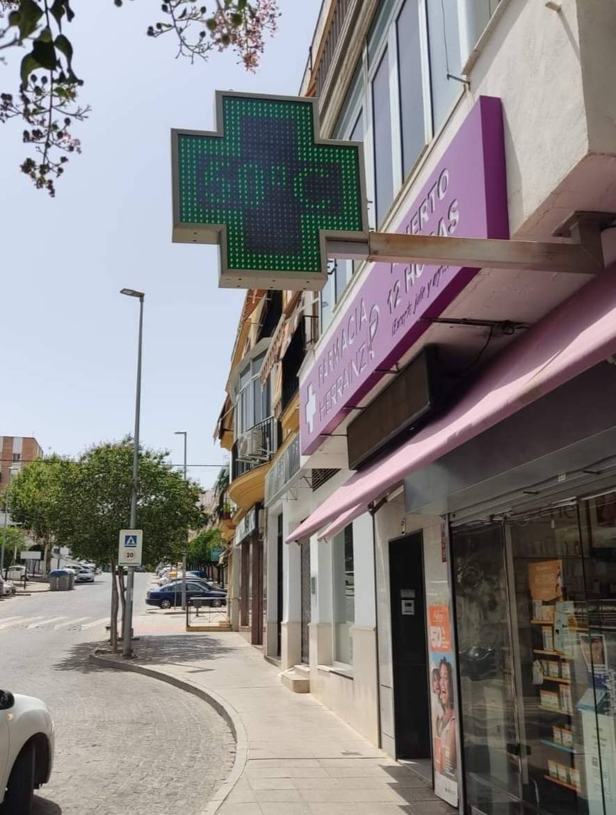 Ecija_Sevilla's tweet photo. En #Ecija nos seguimos abrigando🧣 en una tarde cualquiera de un verano☀️. https://t.co/WNIucSsmub