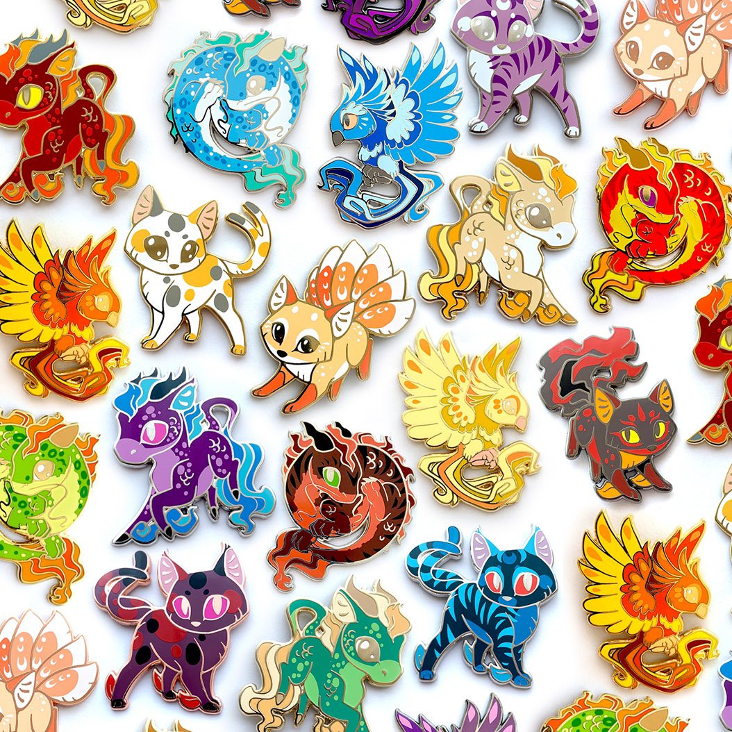 Shinepaw's tweet photo. Hi #PortfolioDay I’m Nickol and I’m a digital artist and product designer who love drawing animals and all kinds of creatures. https://t.co/lxACM9SDiw