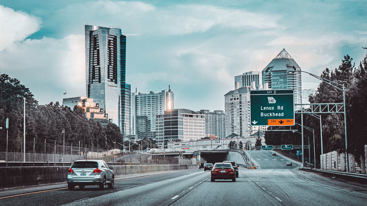 eaXLR's tweet photo. I'll see you in Atlanta! Headed to #PMDMC, where I'll be talking about Latinos and public media. If you're coming, let's catch up. Thrilled to be with @greaterpublic and colleagues from around the nation. #pubmedia #diversity https://t.co/WF32Zl6vux