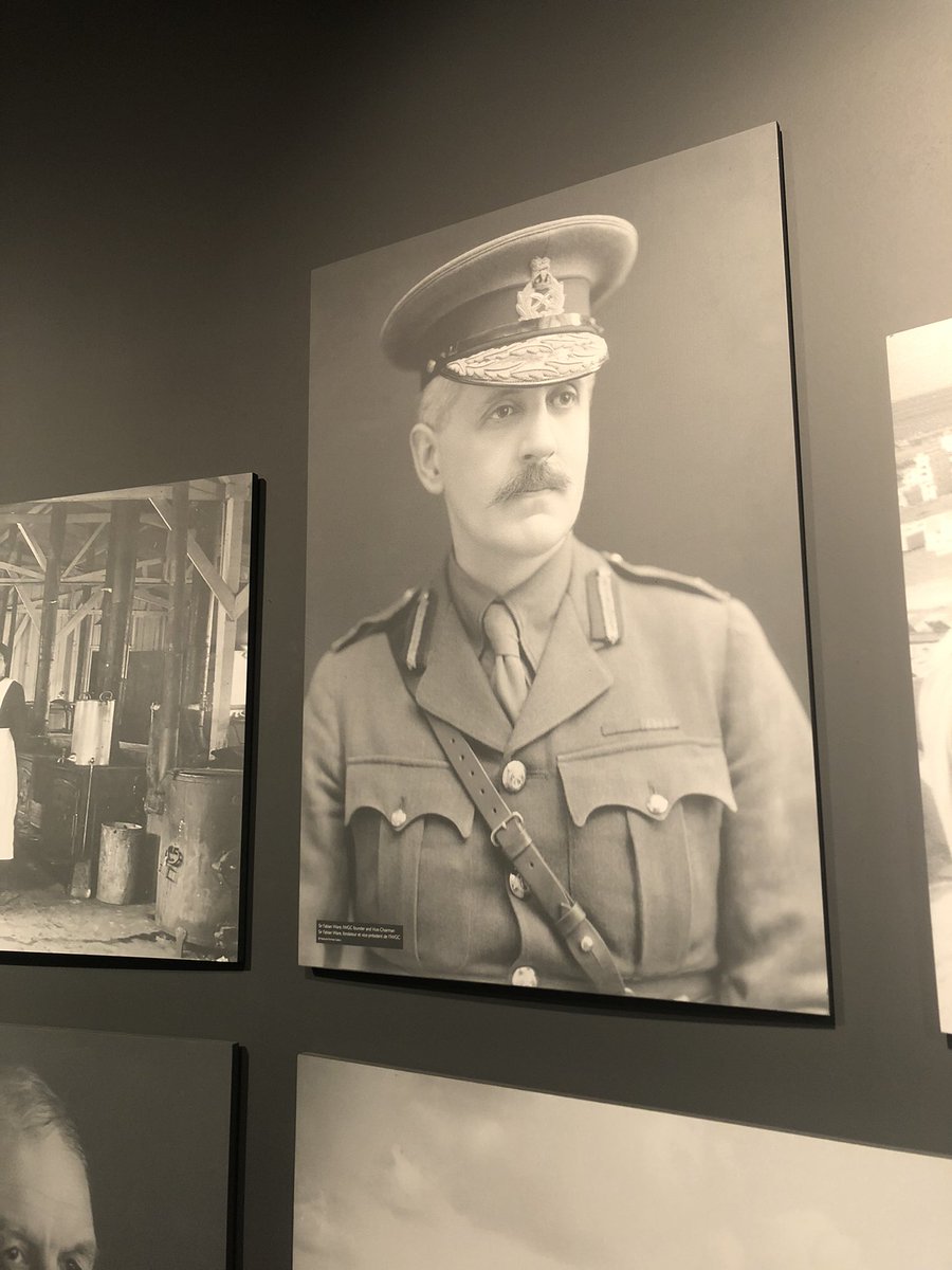 TathildeB's tweet photo. Always a pleasure to visit @cwgc Experience and discuss French, British &amp; Commonwealth perspectives on remembrance and tourism. 
#RMMCC https://t.co/Ycx48AG0Pk