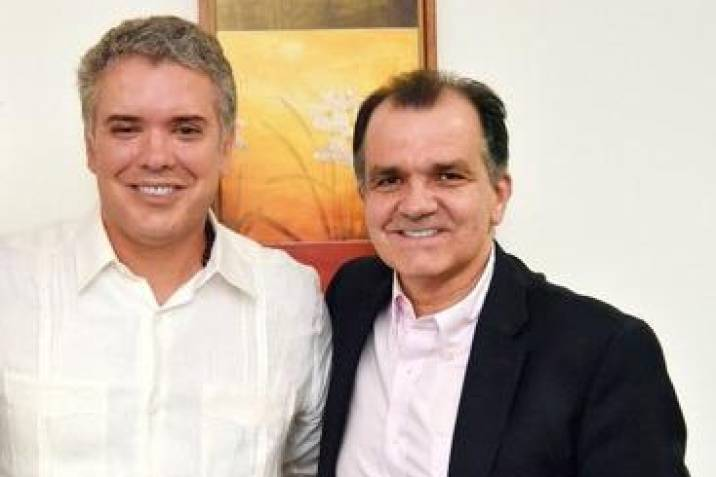 dancohen3000's tweet photo. Thread: Yesterday, a former Colombian presidential candidate was indicted on corruption charges. His programming manager, @IvanDuque, who went on to become president in 2018, was with him when the crime was committed. What's his role? https://t.co/WRQaK2hyJB