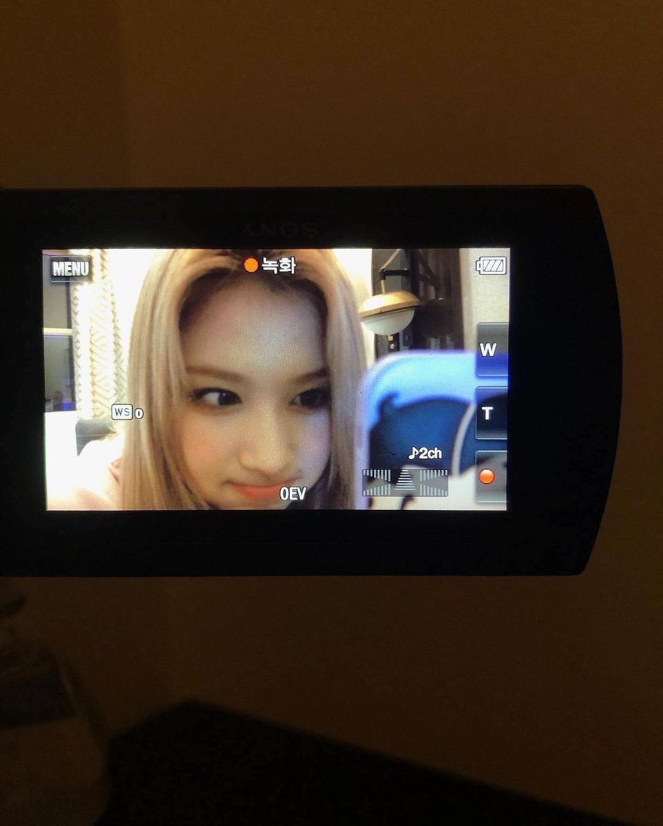 我爱你 !! 🙍🏻‍♂️