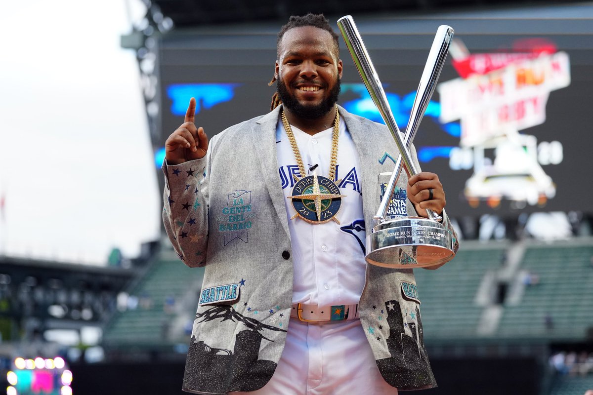 ByConnorHall's tweet photo. It was always Vladdy 🏆💰 https://t.co/M1cjFCDZt2