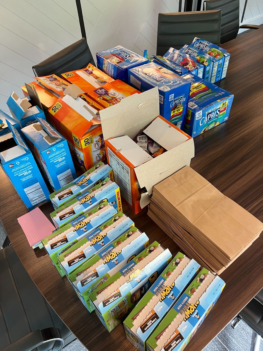 Yellow Duck Marketing (@yellowduckmktg) on Twitter photo As Duck Love Week continues, we are thrilled to extend our support to <a href="/SalArmyCLT/">Sal Army Charlotte</a>. Today, our team is preparing snack packs for students in both Mecklenburg and Union counties, benefiting the Boys & Girls Club.
Donate to The Salvation Army here: lnkd.in/gMZ9aBFK As Duck Love Week continues, we are thrilled to extend our support to <a href="/SalArmyCLT/">Sal Army Charlotte</a>. Today, our team is preparing snack packs for students in both Mecklenburg and Union counties, benefiting the Boys & Girls Club.
Donate to The Salvation Army here: lnkd.in/gMZ9aBFK