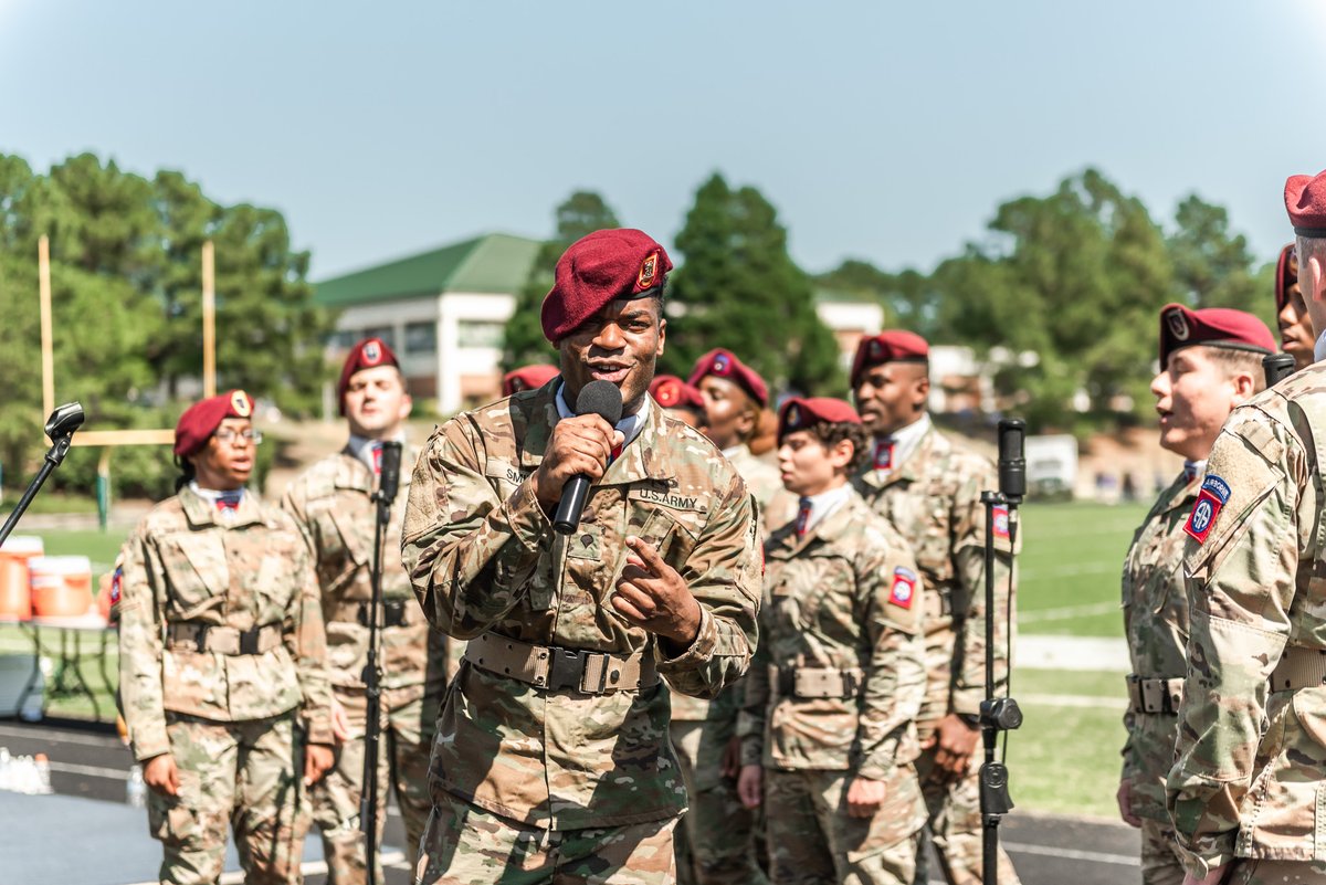 Tonight, the #82ndAirborneDivision All American Chorus competes on @AGT at 8 p.m. ET 🇺🇸

Throwback to September when they performed at halftime of our Military Appreciation football game 🏈