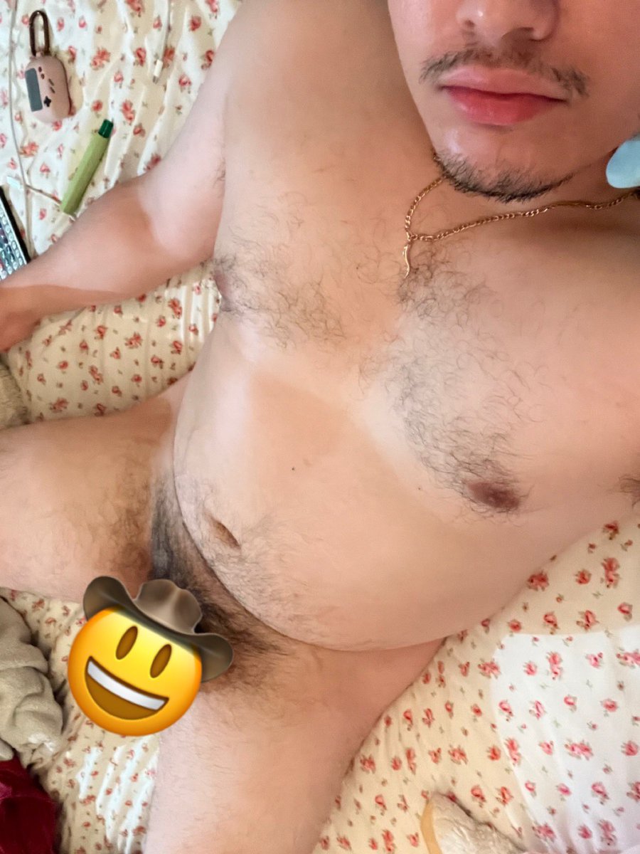 linguinilover01's tweet photo. what’s new https://t.co/UOqkPddBJv