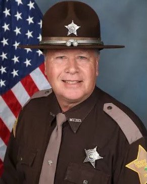 Rest in peace Dep John Durm of Marion County SO, Indiana, who was beaten to death on 7/10/23 by a prisoner he was transporting from the hospital. He was a 38 year veteran & is survived by his wife & 4 children. Please retweet to honor him 😓💙🖤 #BlueLivesMatter #BackTheBlue