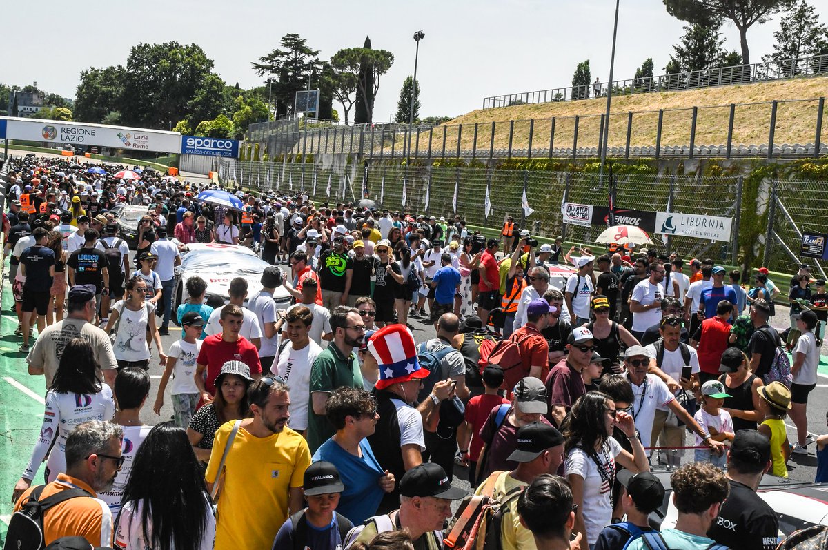 NASCAR GP Italy top-5: A huge success for the American Festival of Rome 🤩

🇬🇧🇫🇷🇮🇹🇩🇪 euronascar.com/2023/07/11/nas…

#NWES #NASCAR #EuroNASCAR #Vallelunga #NASCARGPITA