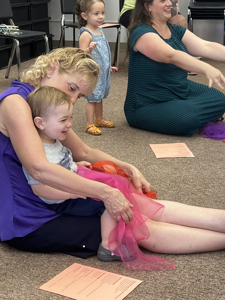GC_ContinuingEd's tweet image. Tuesdays are filled with fun! Toddler music class started today with Miss Rebecca! #gcpride