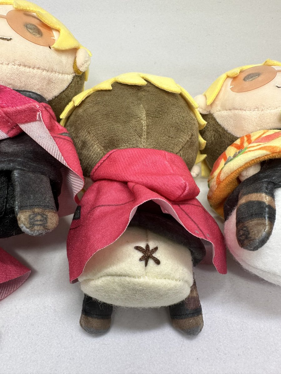 krista7969's tweet photo. My friend made different butt for Teruvash… how genius👀

Made by: @Nemurumori2018 

#Teruva_fashion  #Trigun https://t.co/scPdWLn2VI