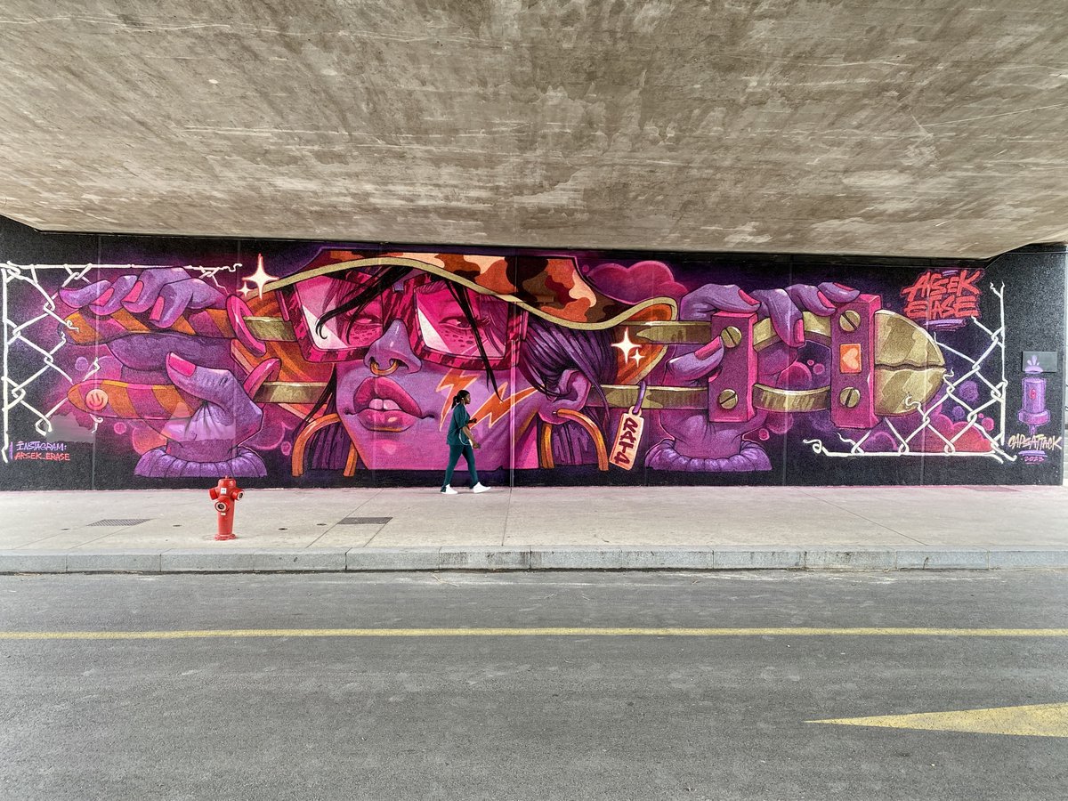 CergyPontoise95's tweet photo. Déambulation au milieu des #graffs de Caps Attack à Cergy 😍

💯😎Organisée par Art Osons, cette 4e édition a réuni une 50aine d'artistes venus de toute la France et du monde. Retour sur la transformation du tunnel du bd de l'Oise : une fresque de 3 000m² a été réalisée en live ! https://t.co/bNvzPQKsPE