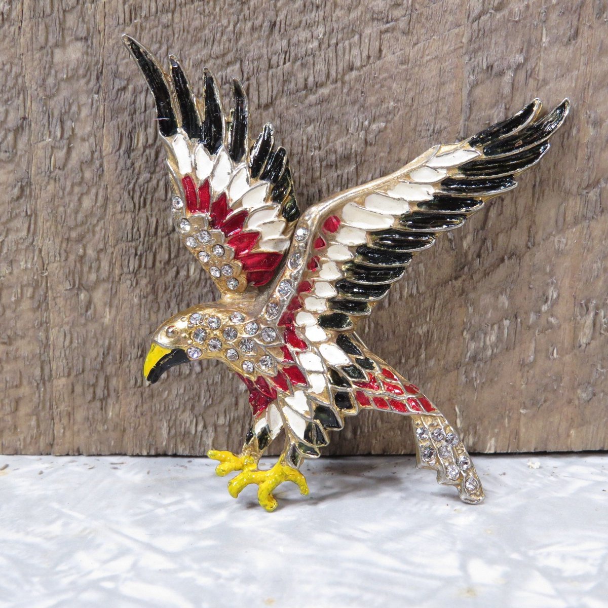 Vintage Rhinestone and Enamel Eagle Brooch / Vintage Jewelry / Animal Pin / Bird Pin etsy.me/3PPWQiO #animals #vintagebrooch #eaglebrooch #rhinestonebrooch #enamelbrooch #vintagebroach #eaglepin #animalpin #estatejewelry