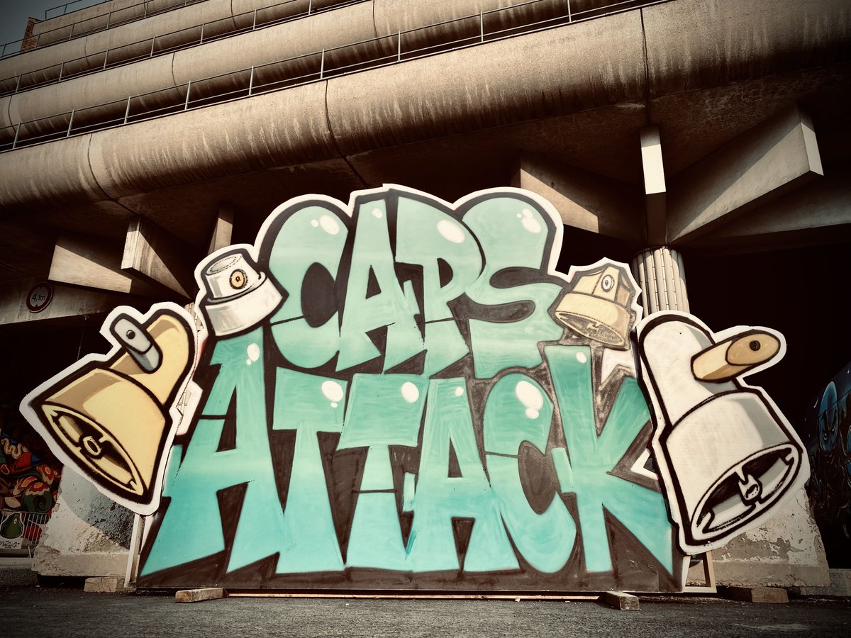 CergyPontoise95's tweet photo. Déambulation au milieu des #graffs de Caps Attack à Cergy 😍

💯😎Organisée par Art Osons, cette 4e édition a réuni une 50aine d'artistes venus de toute la France et du monde. Retour sur la transformation du tunnel du bd de l'Oise : une fresque de 3 000m² a été réalisée en live ! https://t.co/bNvzPQKsPE