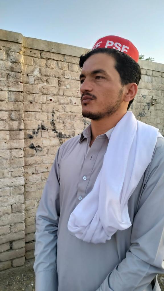 KakarRazaqAsim's tweet photo. پی ایس ایف قلعہ سیف اللہ کی جانب سے وفاقی ہاٸر ایجوکيشن کمیشن ترمیمی بل 2023 کے خلاف احتجاجی مظاہرہ کیا گیا
جس سے ڈگری کالج قلعہ سیف اللہ سنئیر نائب صدر عین اللّٰہ درمل نے خطاب کیا
#HECAmendmentBillRejected
@AsgharAchakzaii | @M_Ihtisham03 | @Tahirshahkakar5 | @PSFMarkaz https://t.co/IlPvpAkfL5