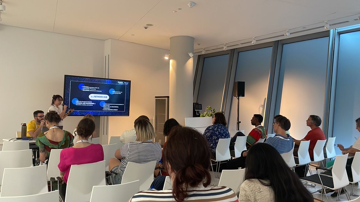 nuclio_pt's tweet photo. 🎤 @saraanjos_s (NUCLIO) presented #PLOAD at the #EAS2023 Special Session "Africa-Europe Collaborations Towards the Impact of 2024 IAU GA" 🌍 and spoke about PLOAD's efforts to promote development through #Astronomy among Portuguese-speaking countries. 🔭🪐
#iauga2024 https://t.co/rYyEFD1tAm