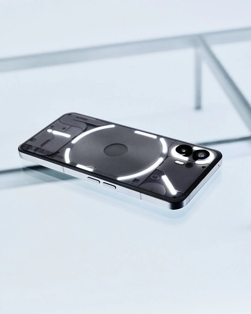 itzmohali's tweet image. Uniquely designed Nothing OS 2.0
New Glyph Interface
50 MP dual rear camera + 32 MP front camera
6.7” flexible OLED display (LTPO)
12 GB RAM + Snapdragon® 8+ Gen 1
(COPIED FROM @nothing WEBSITE)
