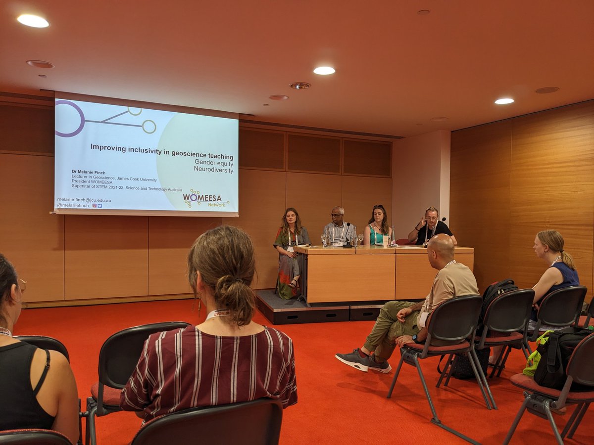 Workshop rn <a href="/goldschmidt2023/">Goldschmidt</a> on increasing engagement in geoscience outreach, featuring Big Issue Guides <a href="/melaniefinch/">melanie finch</a>, Sumit Chakraborty, <a href="/aileendoran1/">Aileen Doran ⚒️🔬👩‍🔬🌍</a>, @moleculargeochm!
@EAG_DEI