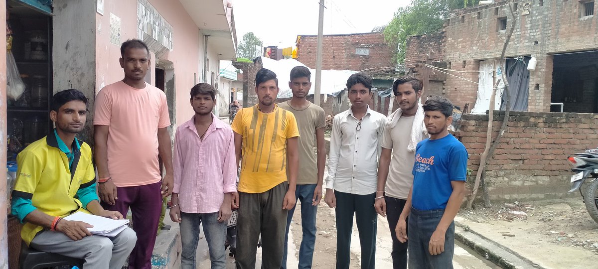 Ashishsharmabcb's tweet photo. 🌿जन जन का है एक ही नारा
मलेरिया मुक्त हो देश हमारा🌿
गांव मिलक मंसाराम पुर में युवा संगठन का निर्माण कर संगठन के कार्यों के बारे में समझाते हुए
#Bhamora
#Bareilly
#EmbedEnd2Maleria
@Durgeshag82 @FamilyhealthIn @prashantmanj15 @sksomya https://t.co/E6SUqK51JL