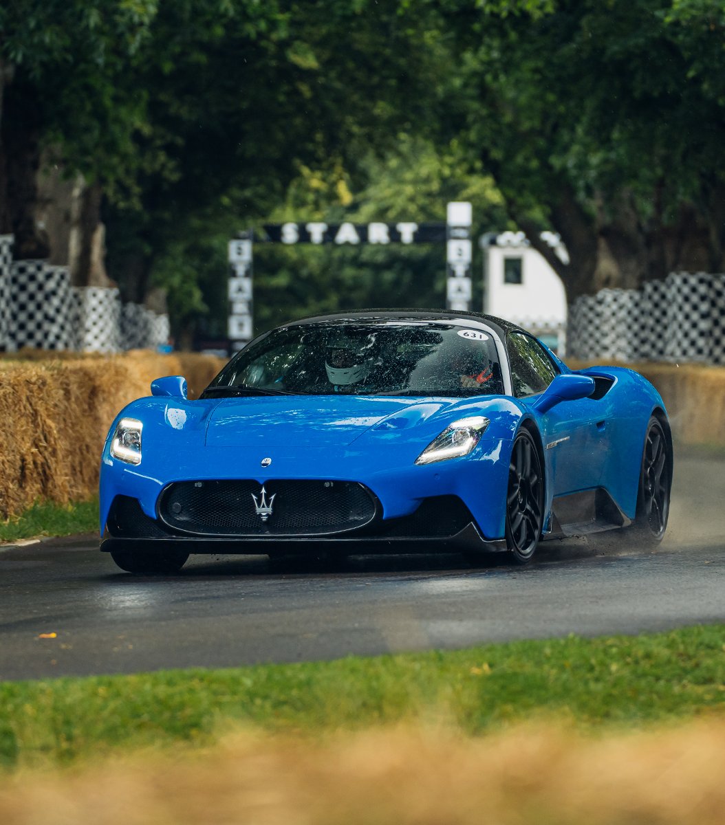 Goodwood #FOS memories: the MC12 and MC20.
#MaseratiMC12 #MaseratiMC20
