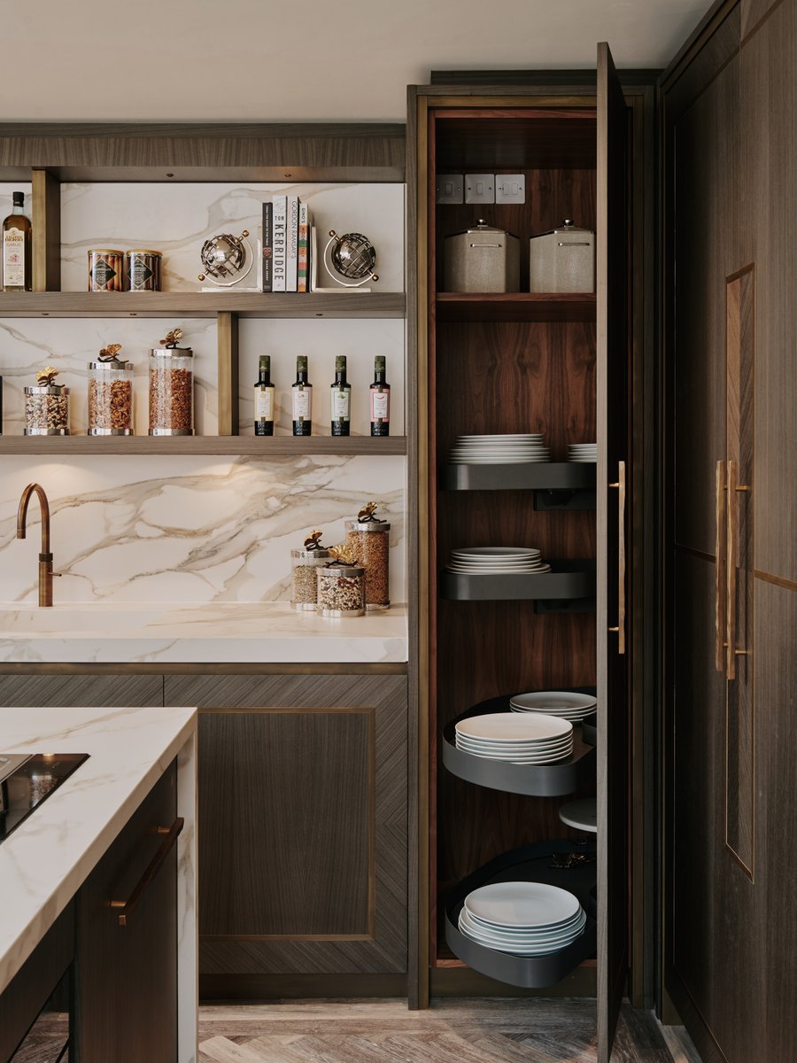 Ledbury Studio tweet media